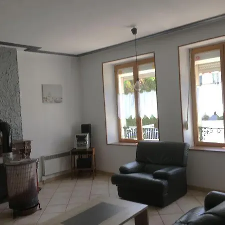 Al Onde D Isis Holiday home Manheulles