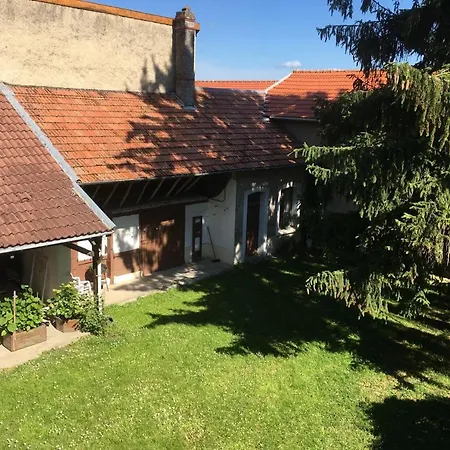 Al Onde D Isis Holiday home Manheulles
