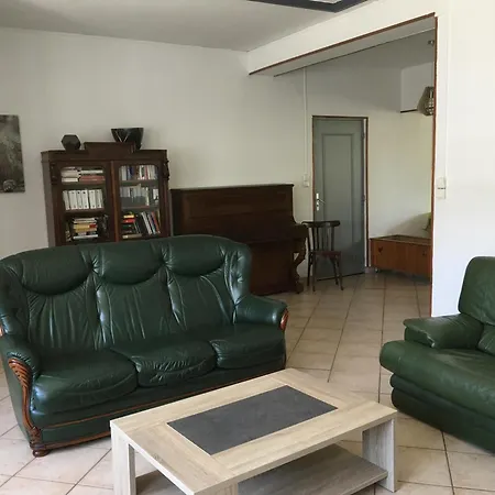 Al Onde D Isis 度假居 Manheulles